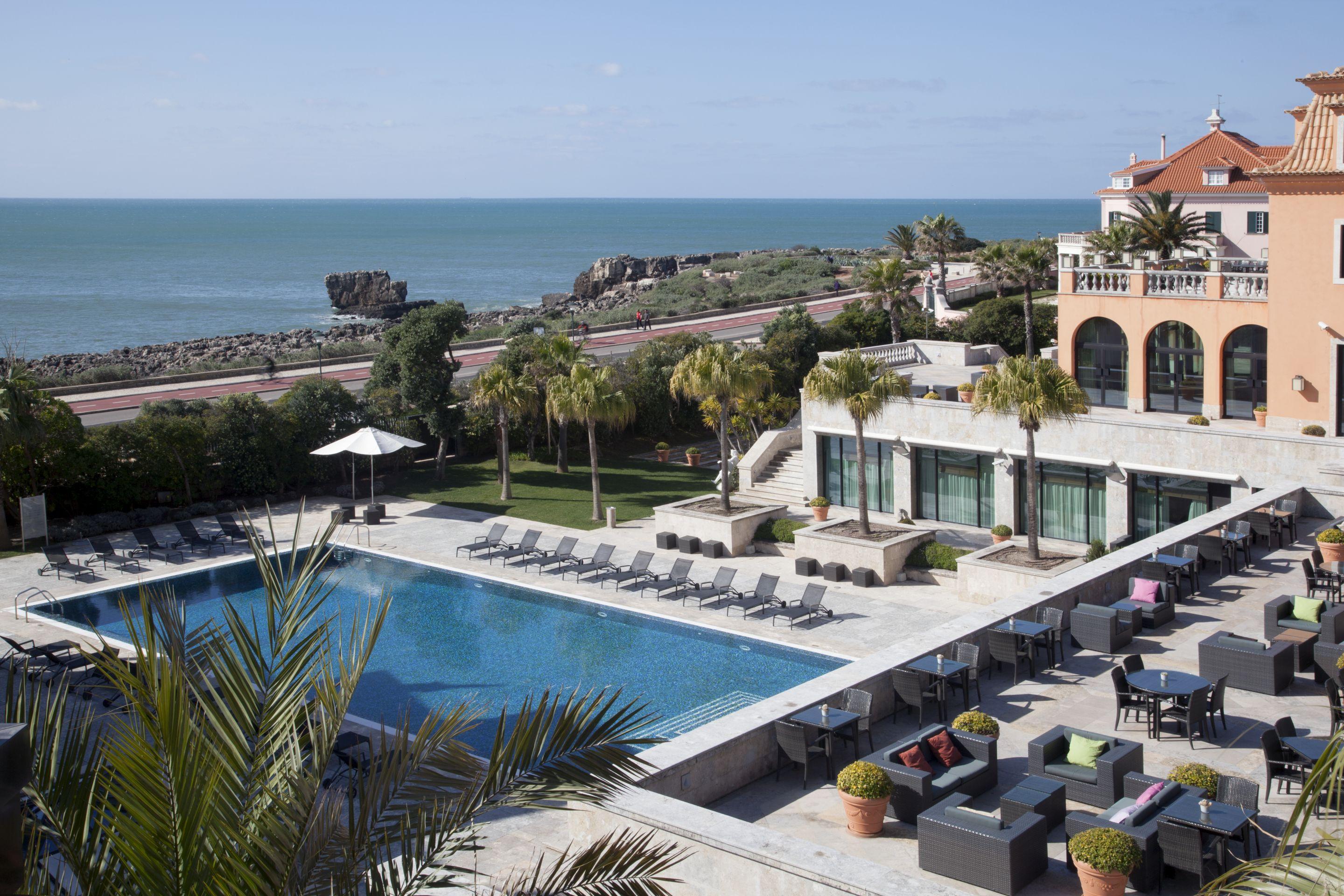 Grande Real Villa Italia Hotel & Spa Cascais Exterior photo The pool at the Hotel